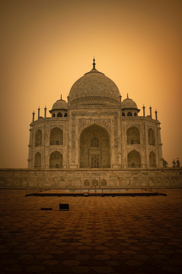 DELHI - MANALI - AGRA